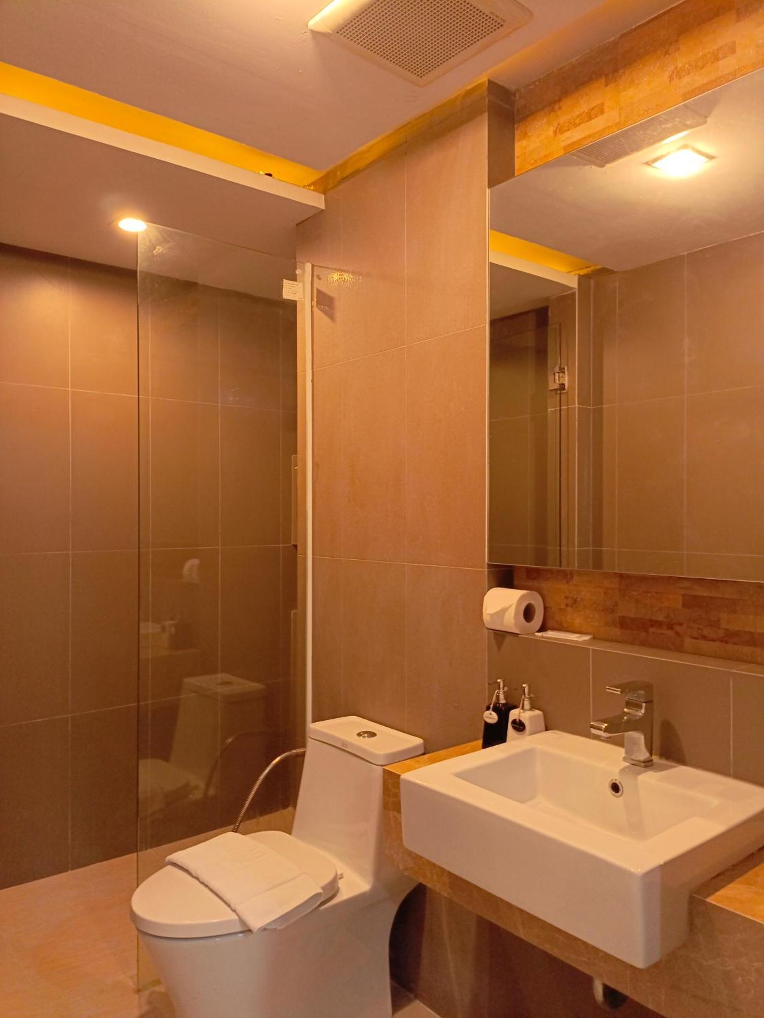 Wisdom Hotel&Residence Rayong Exterior foto